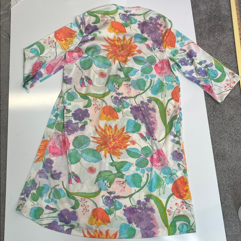 Grandma House Dress Silky Feel Nylon Floral Print Button Down Front Size Small